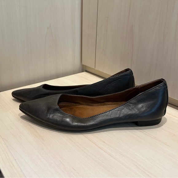 Frye Leather Flats - Picture 2 of 4